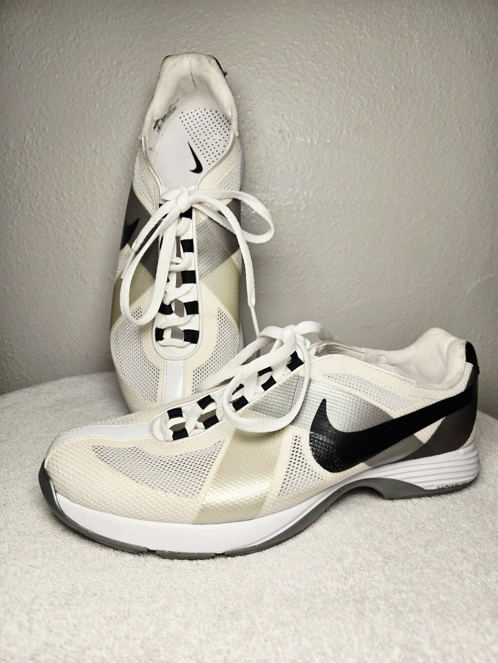 Nike Lunar Empress Womens Golf Spikes Shoes Size 7 White Silver Black 483325-100